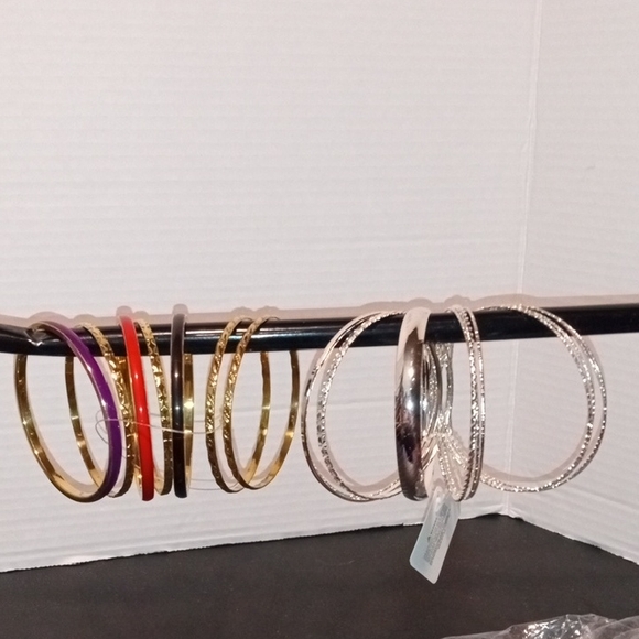 Accessories - Assorted Bangle Bracelet Collection